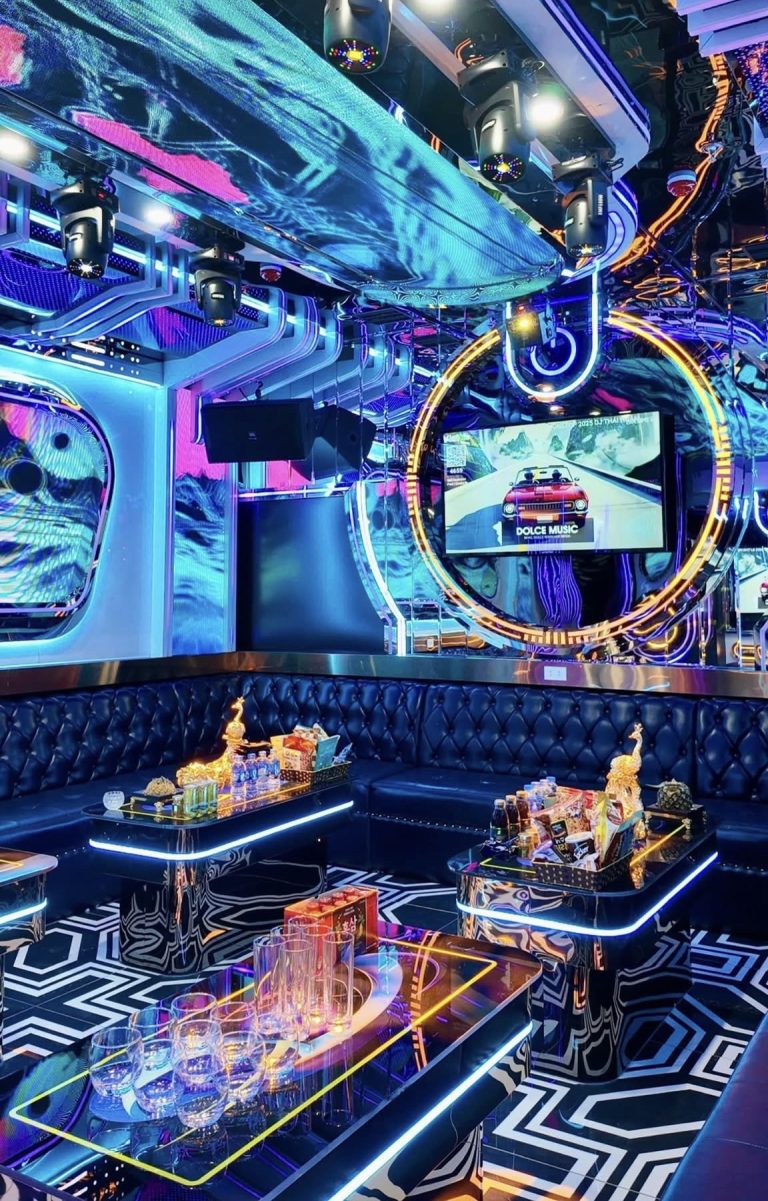 Karaoke Royal KTV 97 Đường Cầu Giấy Hà Nội Điểm đến giải trí đỉnh cao 0963259599