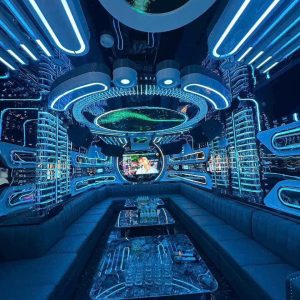 ATLANTIS RESTAURANT { KARAOKE } 31 Đề Thám , Phường Cầu Ông Lãnh{ Quận 1} TP Hồ Chí Minh