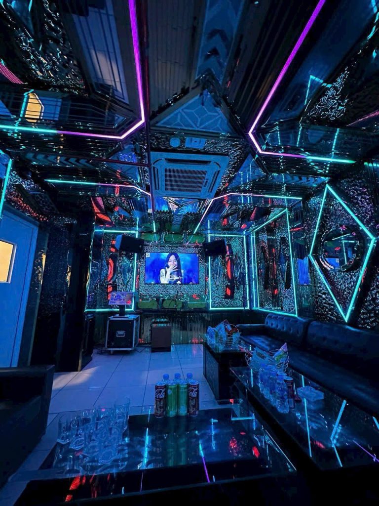 địa điểm {{ 24h }} Đặt Phòng Karaoke Phố Bạch Mai Hai Bà Trưng Hà Nội, 5 Sao Karaoke 66 Bạch Mai ( Karaoke đường Bạch Mai Hai Bà Trưng Hà Nội ) 0934637776