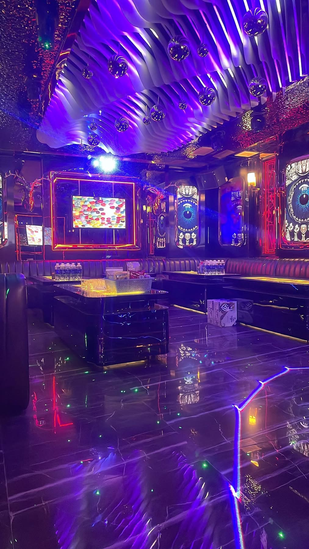 Karaoke Thùy Linh - 479 Lạc Long Quân – Tây Hồ - Hà Nội 0934637776