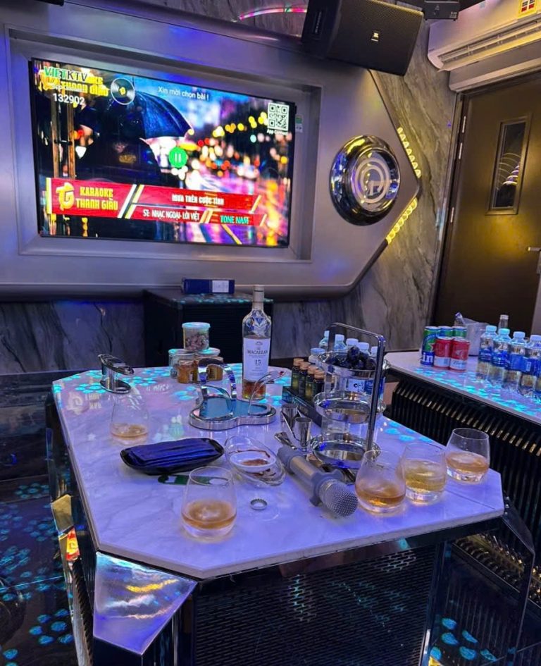 địa điểm {{ Club 24h }} Karaoke Golden Crown 299 Xã Đàn Nam Đồng Đống Đa Hà Nội, Karaoke 299 Xã Đàn ( Quán Karaoke Xã Đàn Hà Nội ) 0934637776