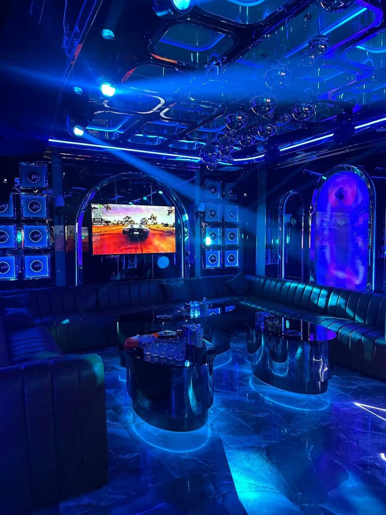 địa điểm {{ Club 24h }} Karaoke Vip 60 Nghi Tàm Yên Phụ Tây Hồ Hà Nội ( Karaoke đường Nghi Tàm Hà Nội ) 0934637776