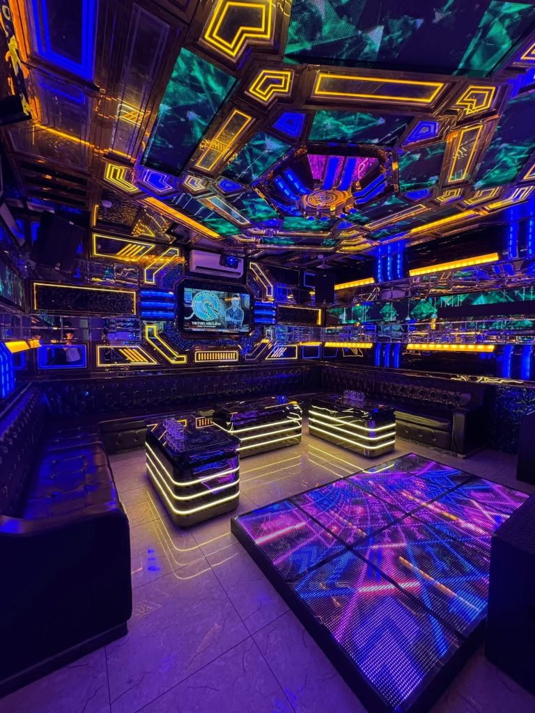 Karaoke Wine Số 72 Nguyễn Khang Yên Hoà Cầu Giấy Hà Nội 0949967786