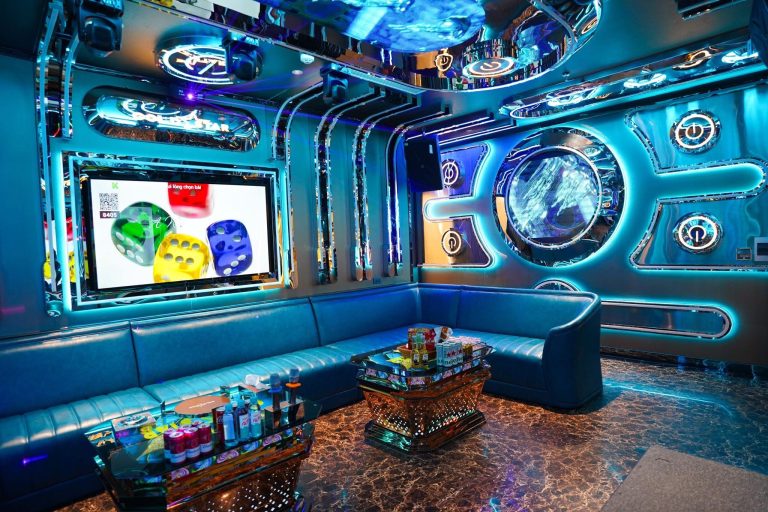 Karaoke Hoa Đô 23 Trần Duy Hưng Cầu Giấy Hà Nội mô hình giá rẻ bình dân phù hợp cho cả khách du lịch và người địa phương 0949967786