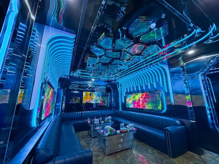 Faista 5 Sao Karaoke 16 Trịnh Văn Bô ở Hà Nội thiết kế trẻ trung sạch sẽ và thân thiện phù hợp cho cả gia đình và nhóm bạn 0934637776