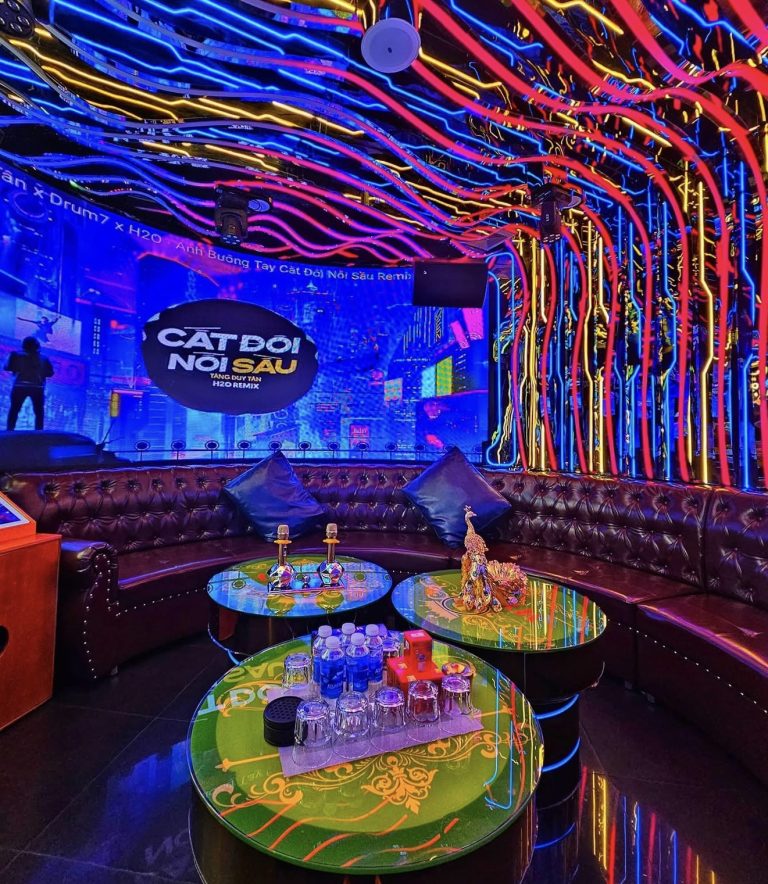 Quán KTV SOL Karaoke 172 Nguyễn Khánh Toàn Cầu Giấy Hà Nội TRẢI NGHIỆM TẠI KARAOKE SOL hiện đại xa hoa đẳng cấp Vip
