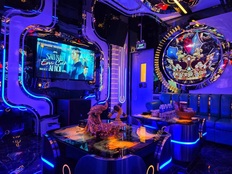 Karaoke Hương Giang KTV CLUB 79 Thái Thịnh Đống Đa Hà Nội phòng VIP siêu lớn 0933865553