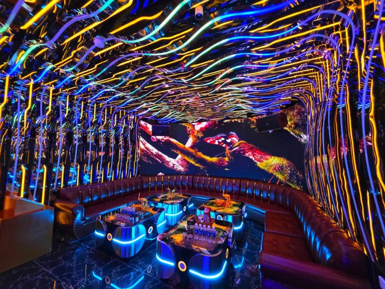 Karaoke KENZ CLUB 202 Trung Kính Yên Hoà Cầu Giấy Hà Nội Không gian mang phong cách độc đáo sang trọng 0933865553