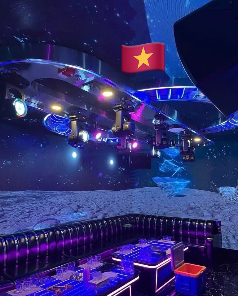 Quán KARAOKE Nhà hàng Nhớ Biển Địa chỉ 79 Lê Văn Lương Nhân Chính Thanh Xuân Hà Nội mang lại trải nghiệm thị giác mới lạ 0934637776