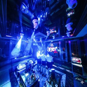 Quán - Karaoke - LỤC GIÁC - 20 Nguyễn Thị Định - Trung Hoà - Yên Hòa - Hà Nội - GIẢI TRÍ HÀNG ĐẦU 0949967786