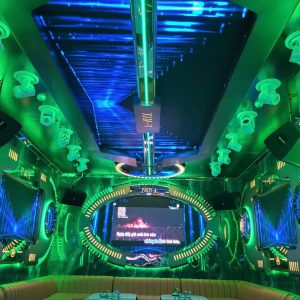 Quán Q7 - KARAOKE - 61 Kim Đồng - Hoàng Mai - Hà Nội - Không gian đẹp 0934637776