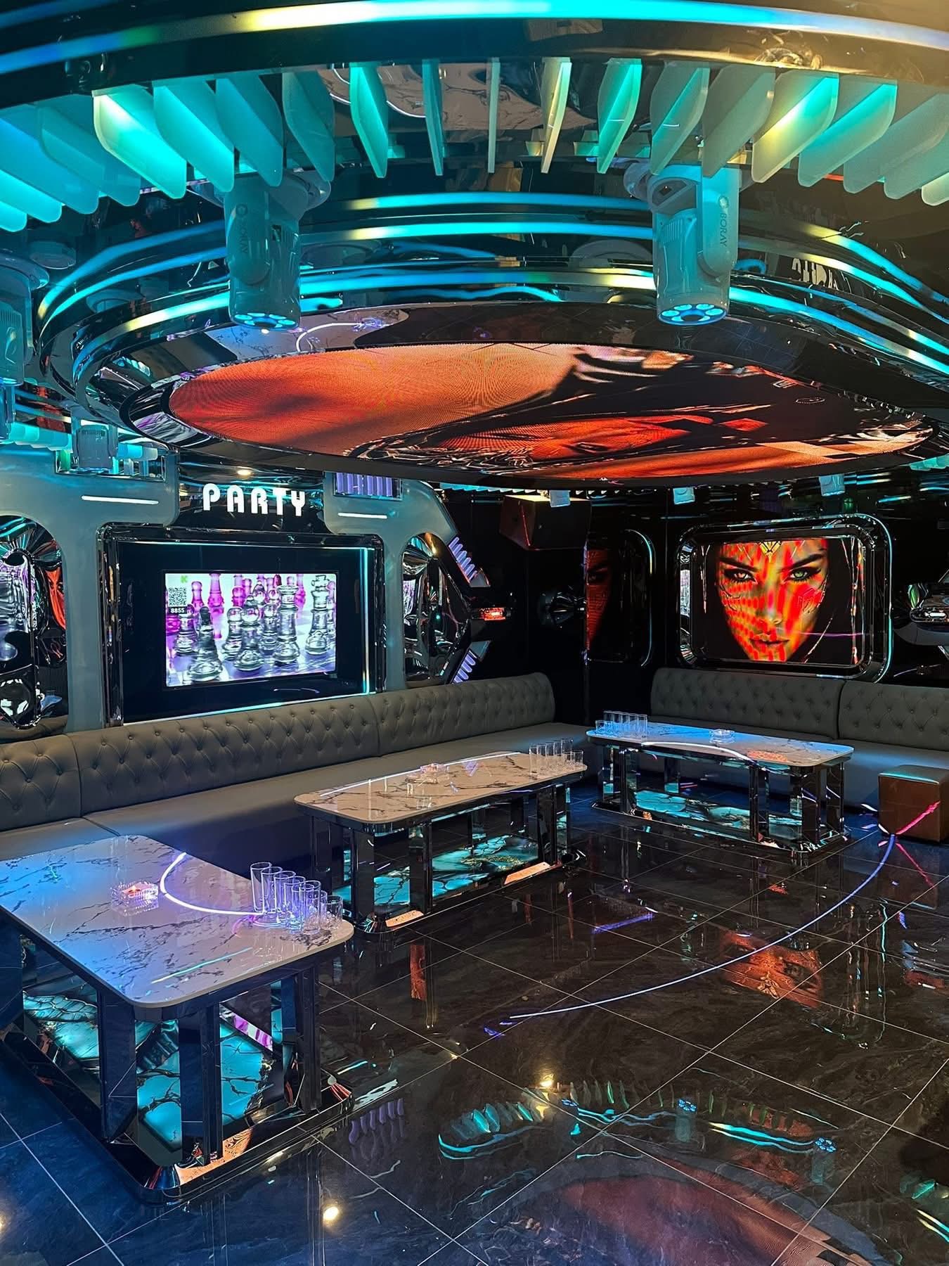 AGAIN KARAOKE - OLYMPUS - AGAIN 36D KTV - 36D Dịch Vọng Hậu, Cầu Giấy, Hà Nội 0933865553