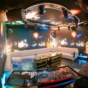 COSMOS CLUB Quán Bar Club 21 Tràng Tiền Hoàn Kiếm Hà Nội &  giải trí nightlife thế hệ mới COSMOS – Frequency of the Night 21 Tràng Tiền 0949967786