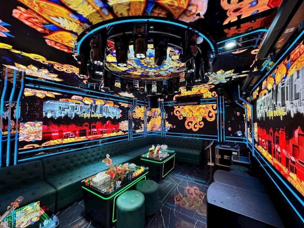 Quán Karaoke GIẢI TRÍ London & Nhà Hàng Trâu Ngon Phú Lương tại Khu đô thị mới Phú Lương – Hà Đông, Hà Nội – Địa Chỉ BT 15 – 03 KĐT mới Phú Lương – Kiến Hưng – Hà Nội Địa điểm vui chơi hấp dẫn 0945907887