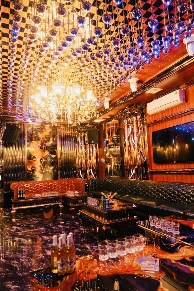Quán Karaoke ở đường Trần Thái Tông Dịch Vọng Hậu – Cầu Giấy, Hà Nội, 0933865553