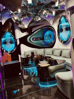 Karaoke Titan Club - 14 Vũ Phạm Hàm, Trung Hoà, Cầu Giấy, Hà Nội, giờ mở cửa, đặt phòng, 0934637776