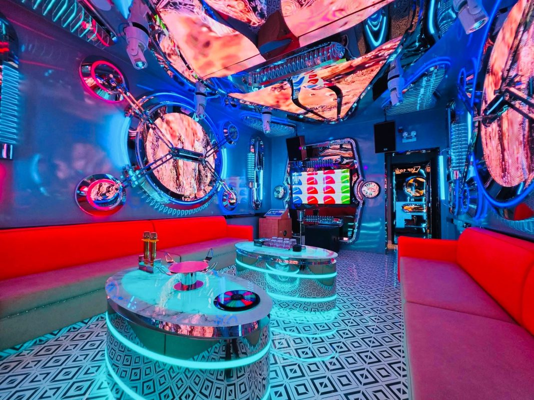 Karaoke Hương Giang Club – 79 Thái Thịnh, Đống Đa, Hà Nội, giờ mở cửa, đặt phòng, 0933865553